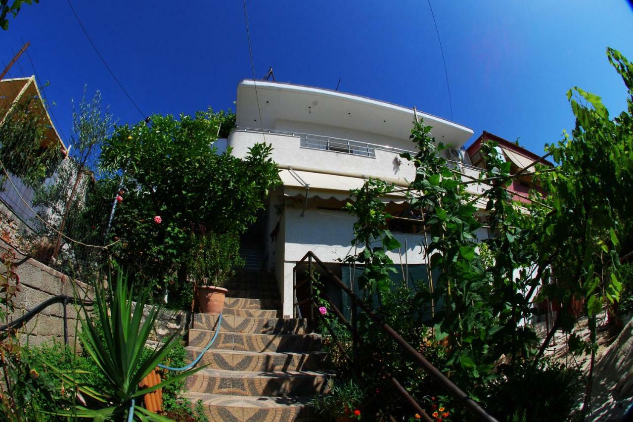 Rafail'S Apartment Saranda Kültér fotó