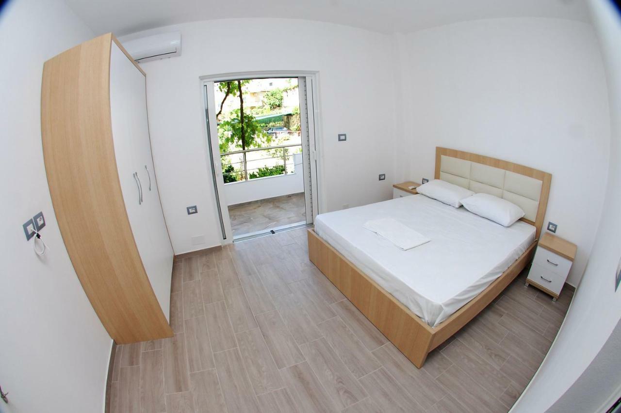 Rafail'S Apartment Saranda Kültér fotó